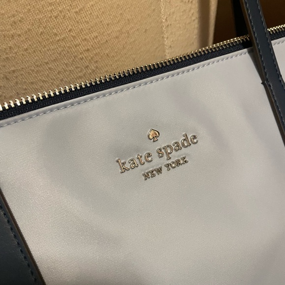 New nwt gorgeous Kate Spade Light Blue Tote Bag - Picture 2 of 6